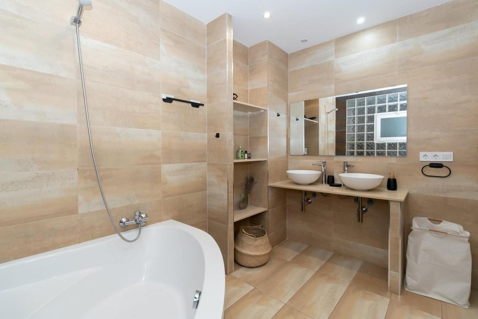 Guestready - El Cabanyal Hidden Oasis Apartment Valencia Bagian luar foto
