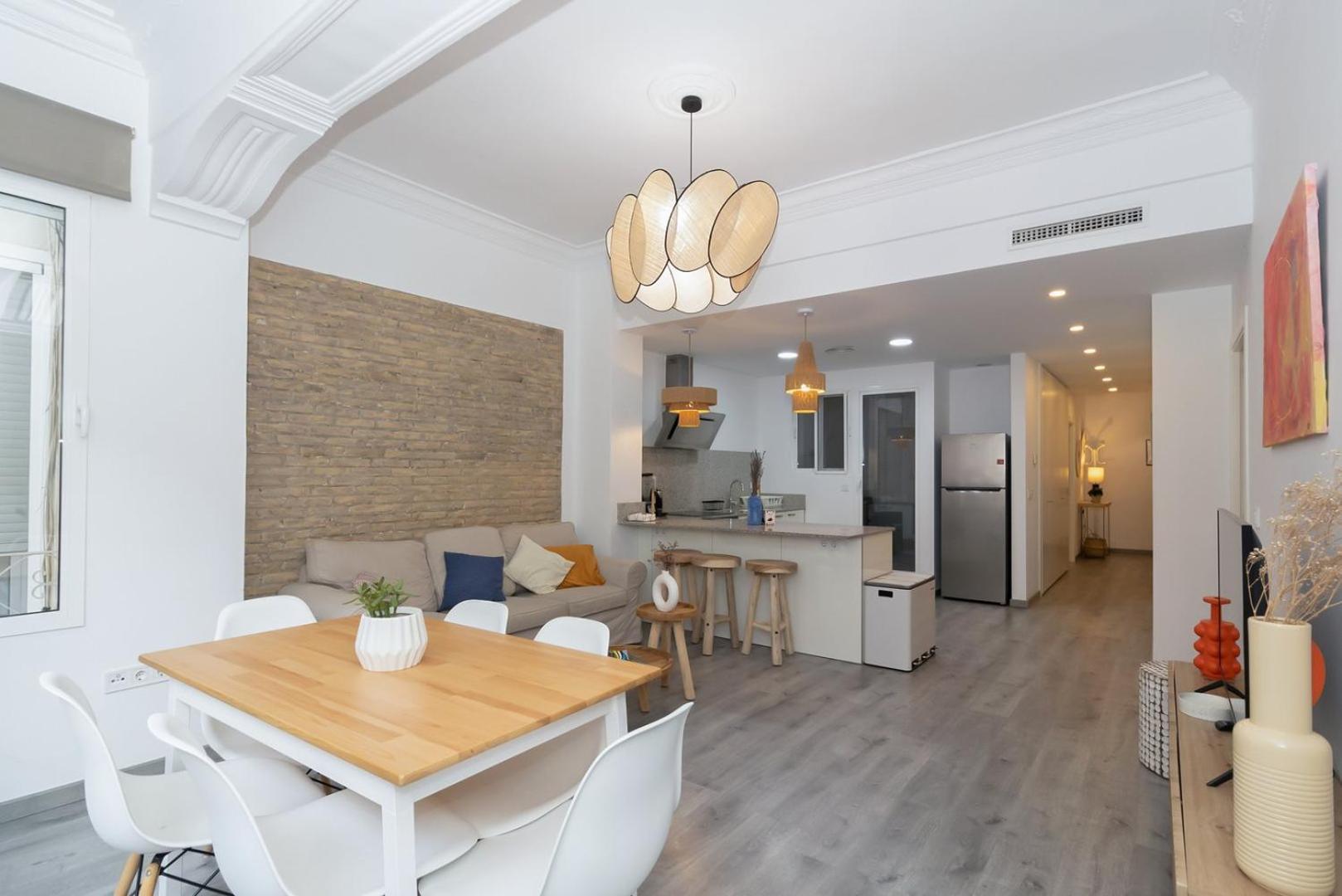 Guestready - El Cabanyal Hidden Oasis Apartment Valencia Bagian luar foto